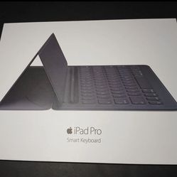 Apple iPad Pro Smart Keyboard MJYR2LL/A Gray, Model A1636