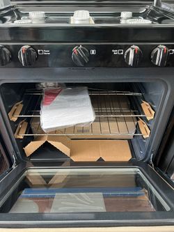 Frigidaire. Gas Stove 