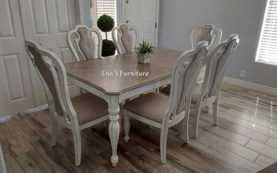 Beautiful farmhouse dining table