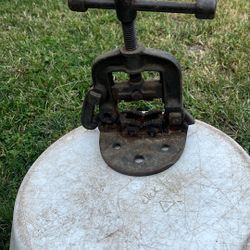 Pipe vice wrench