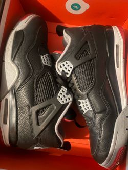 Retro Jordan 4s