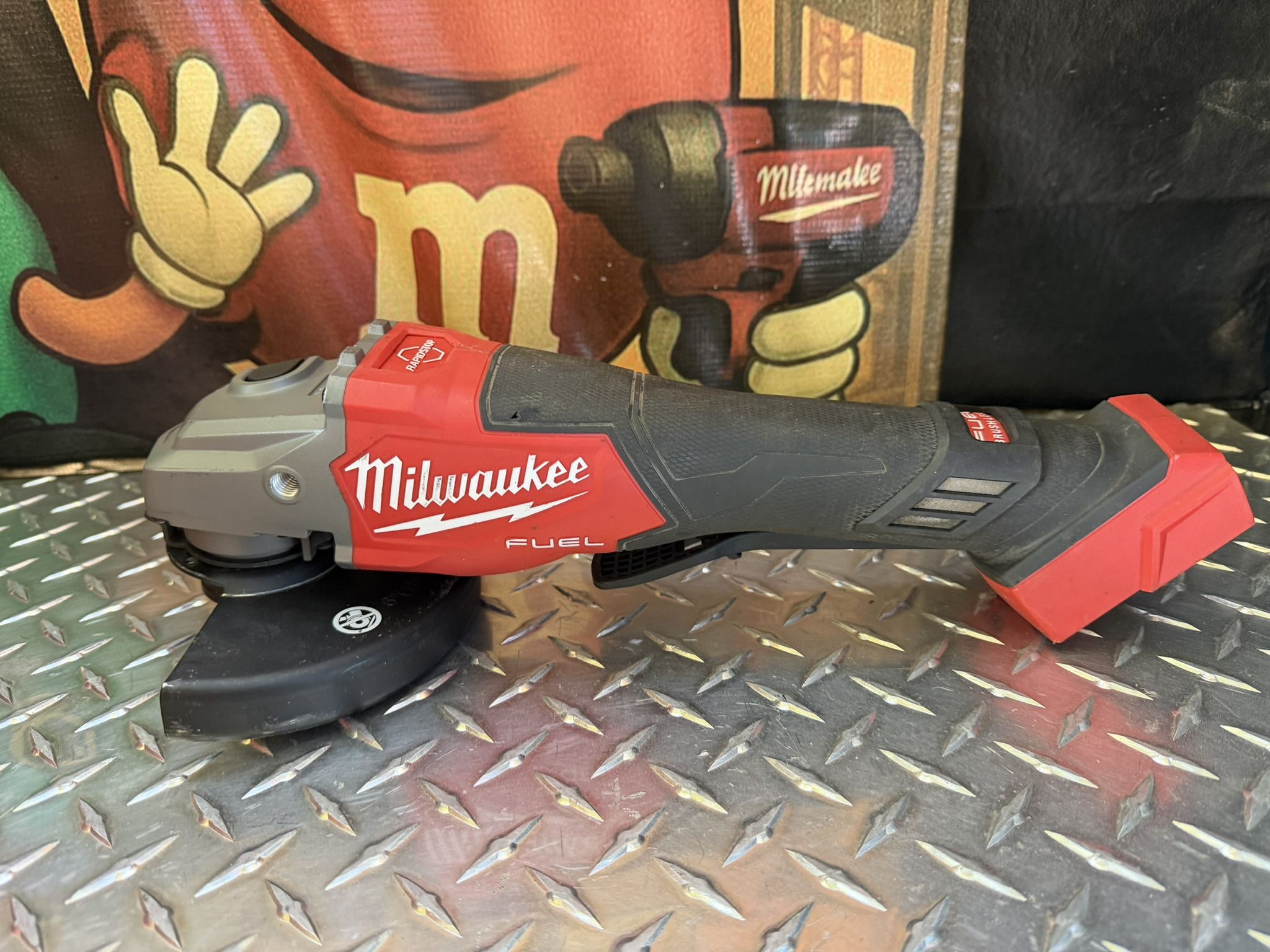 Milwaukee 6in Grinder