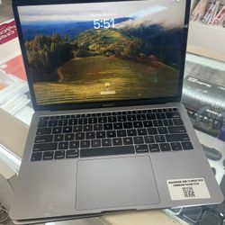 MacBook Air 13 Inch 2018 8gb Ram 256gb