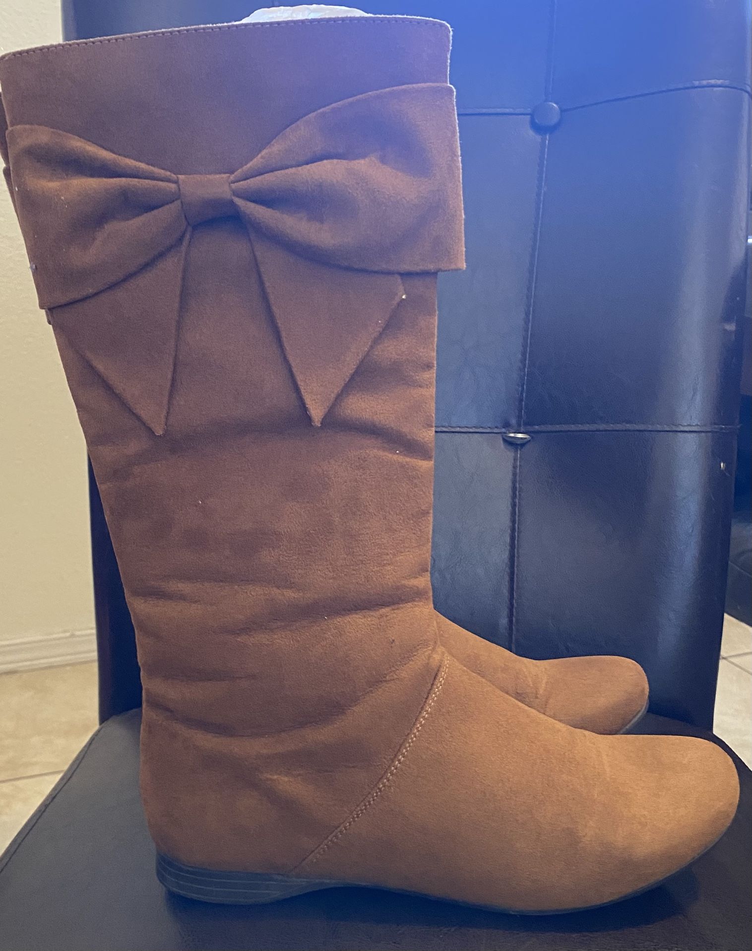 Andrea Brown Boots 