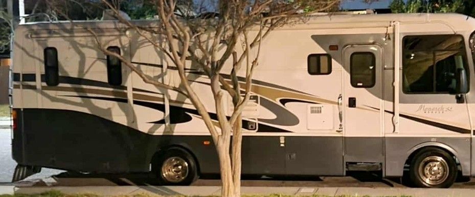 2004 Monaco Monarch SE