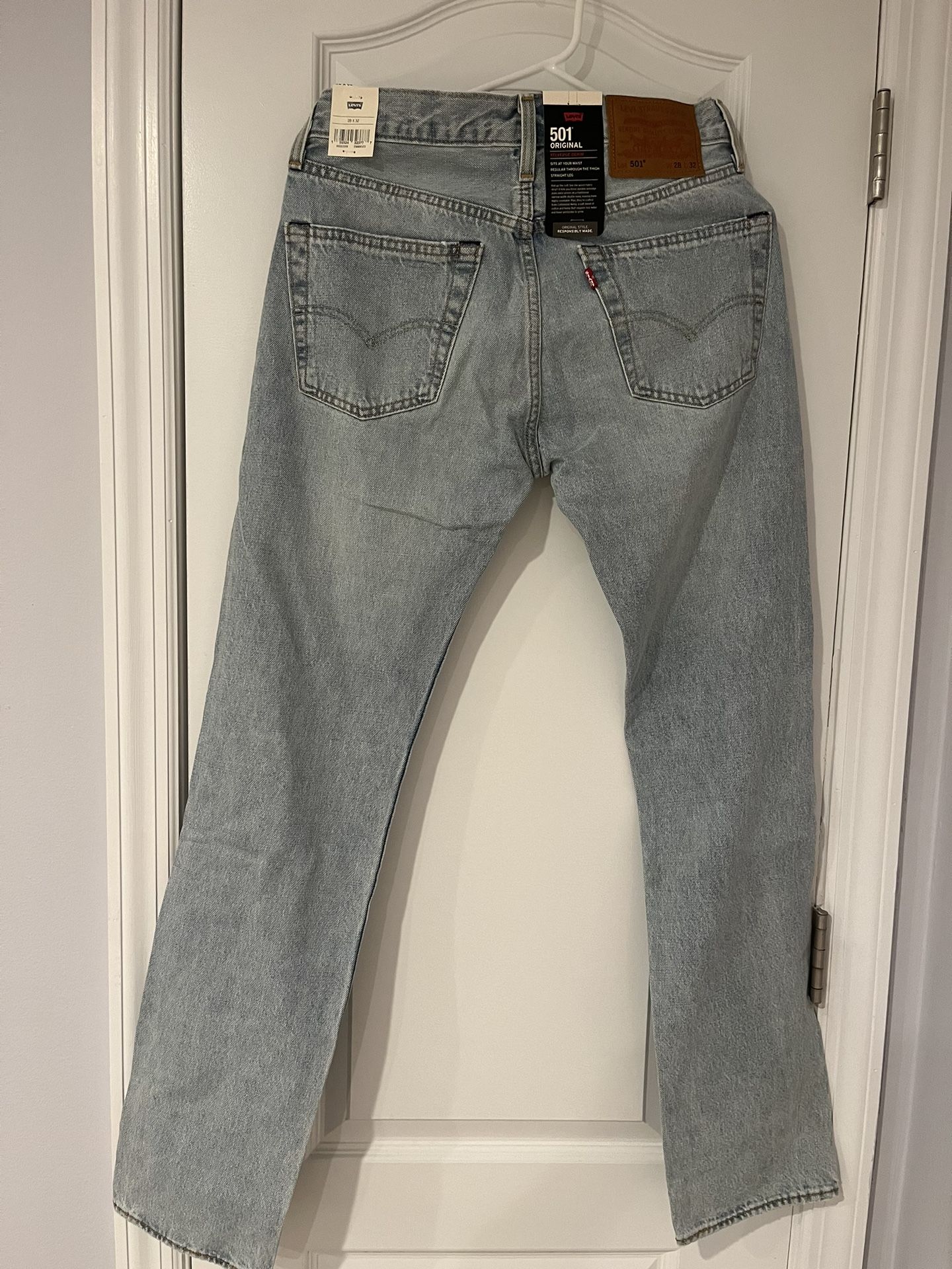 Levi’s Jeans Size 28 X 32 Brand New New