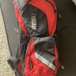 Camelbak 85 Oz In Red