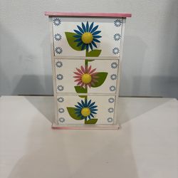 Jewelry box