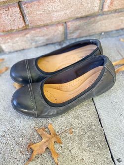 Clarks Women’s Meadow Opal Ballet Flats Black Leather Shoes Size 7