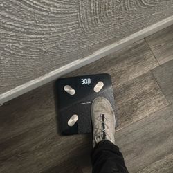 Smart Weight Scale 
