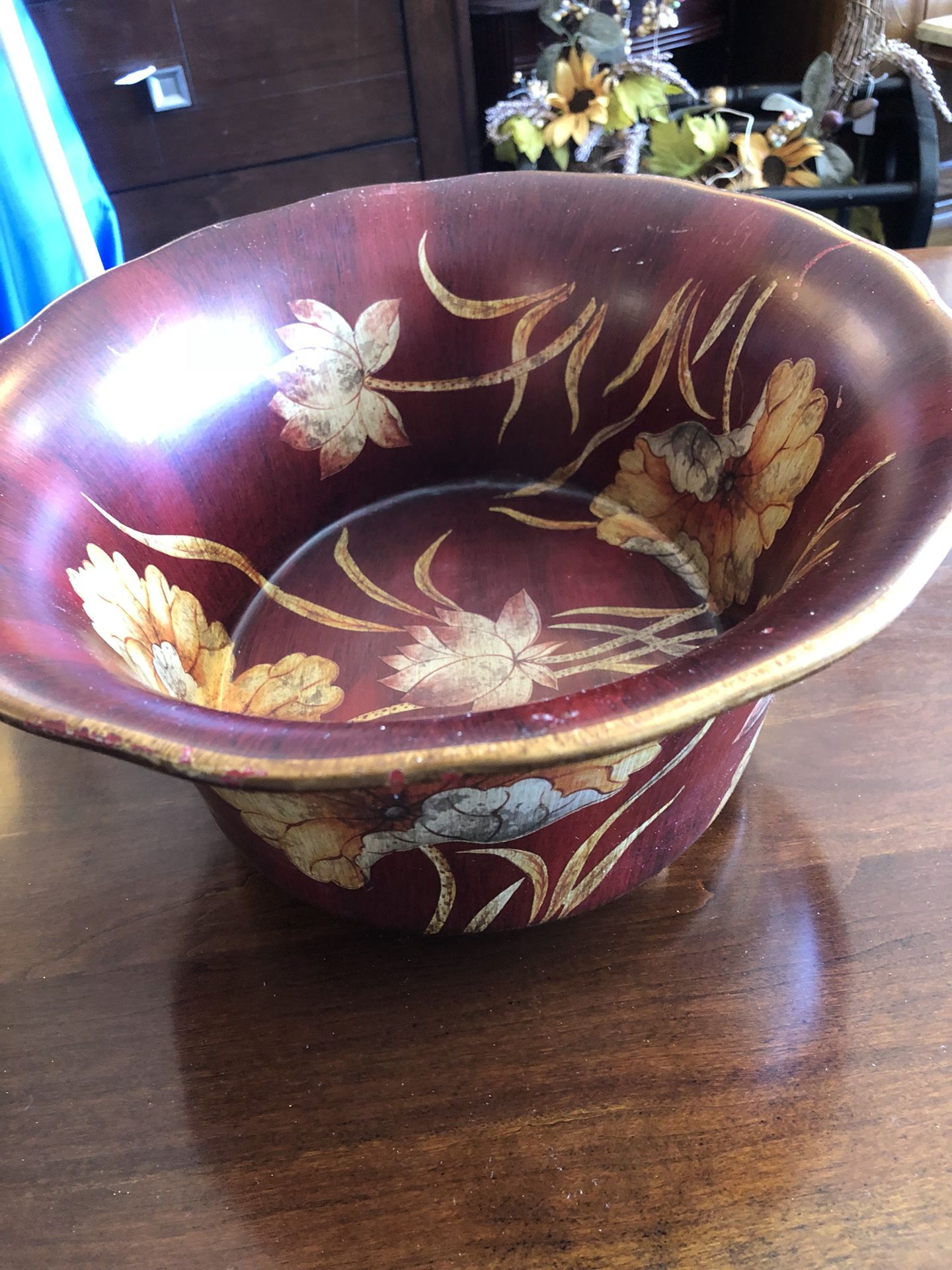 Gorgeous bowl perfect for your home