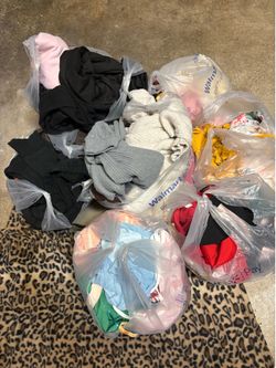 Women’s Small Clothes Lot