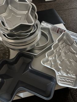 Assorted Cake Pans
