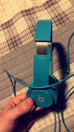 Beats solo headphones