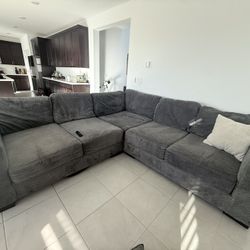 MOVING SALE – Large Gray Sectional Sofa – Must Go This Week