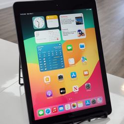 Apple IPad 6th Gen Tablet - BEST DEAL, UP TO 6 MONTHS WARRANTY