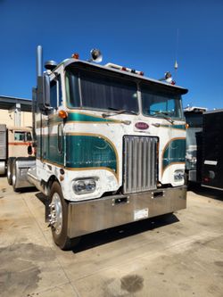 PETERBILT 352 CABOVER