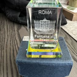 Etched 3D Glass Crystal Trevi Fountain of Rome Souvenir w Box