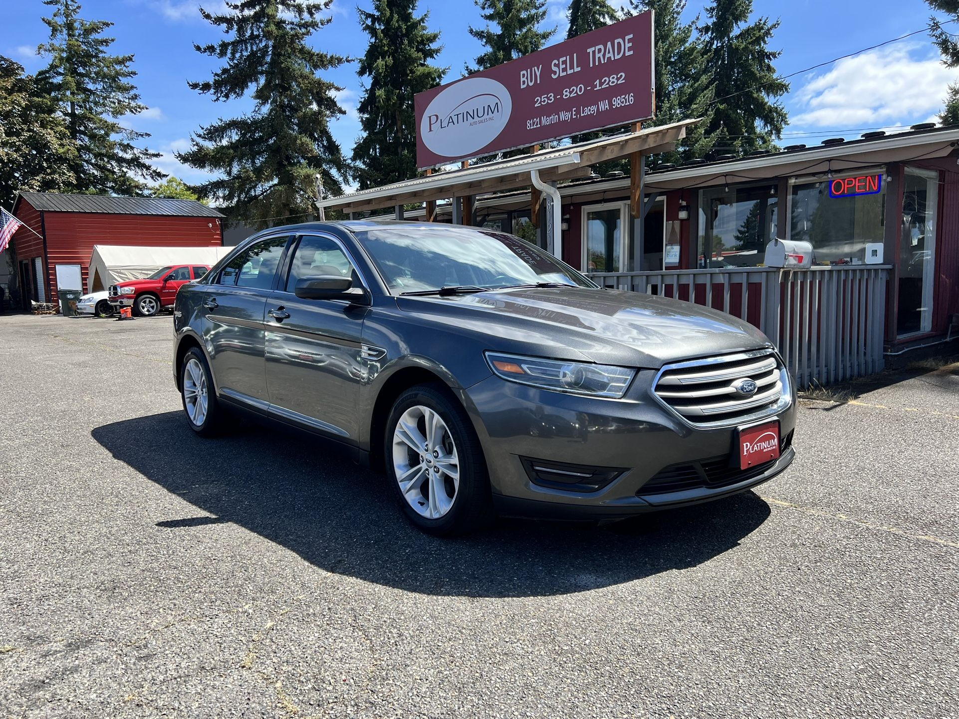 2018 Ford Taurus