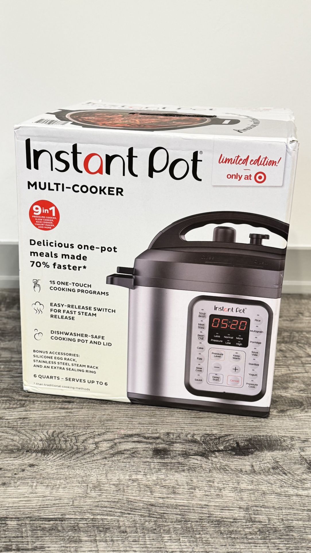 Instant Pot 9 in 1 Pressure Cooker – Like New