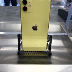 iPhone 11 64GB UNLOCKED 