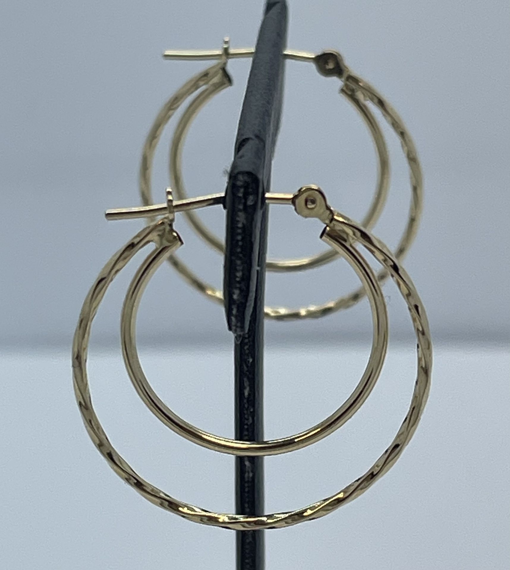 14K Gold Fancy Earrings. New