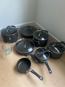 Pots with lids