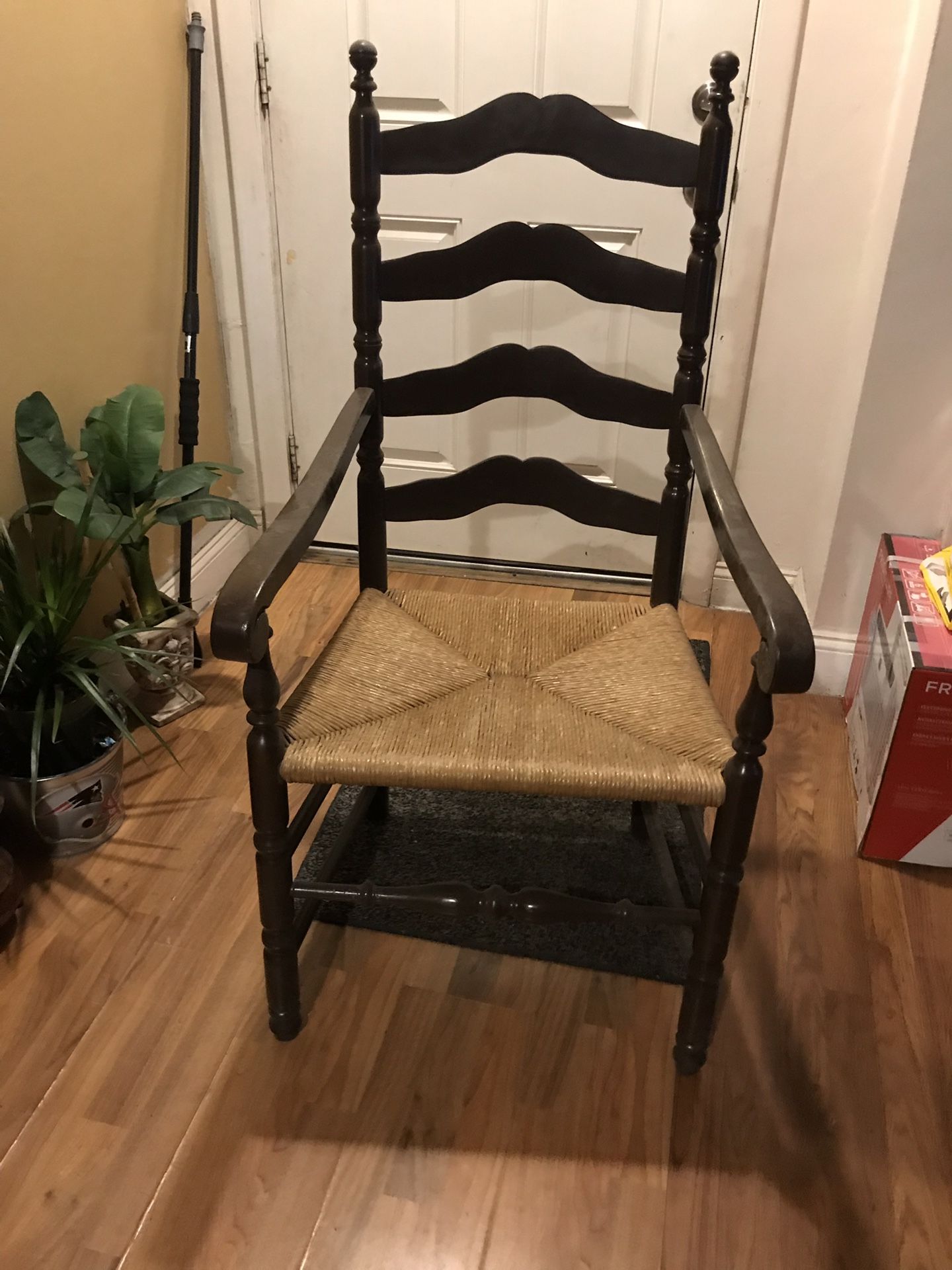 Antiques chair