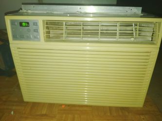 Air conditioner -1250 BTU