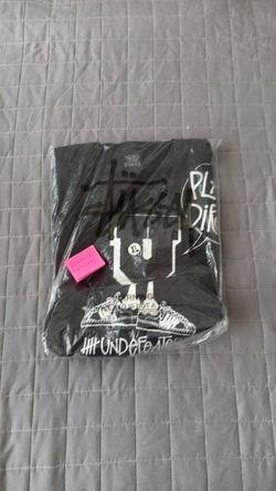 2007 Stussy x Undefeated Tokyo grand opening tee XL