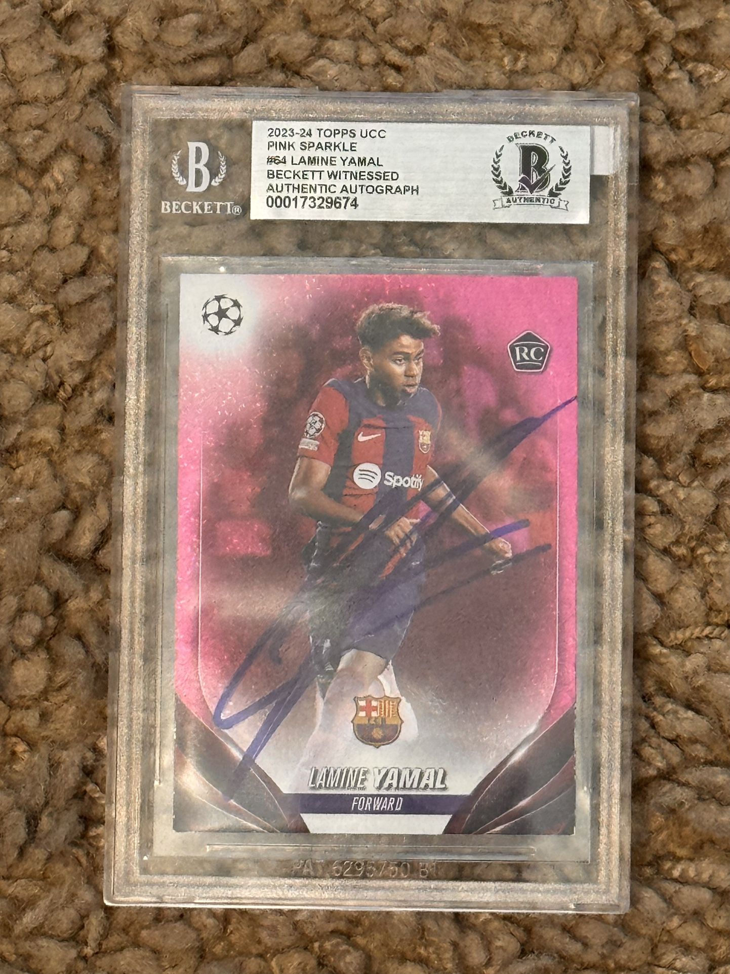 2023 Topps UCC Pink Sparkle Lamine Yamal #64Auto On Card Authentic! FC Barcelona