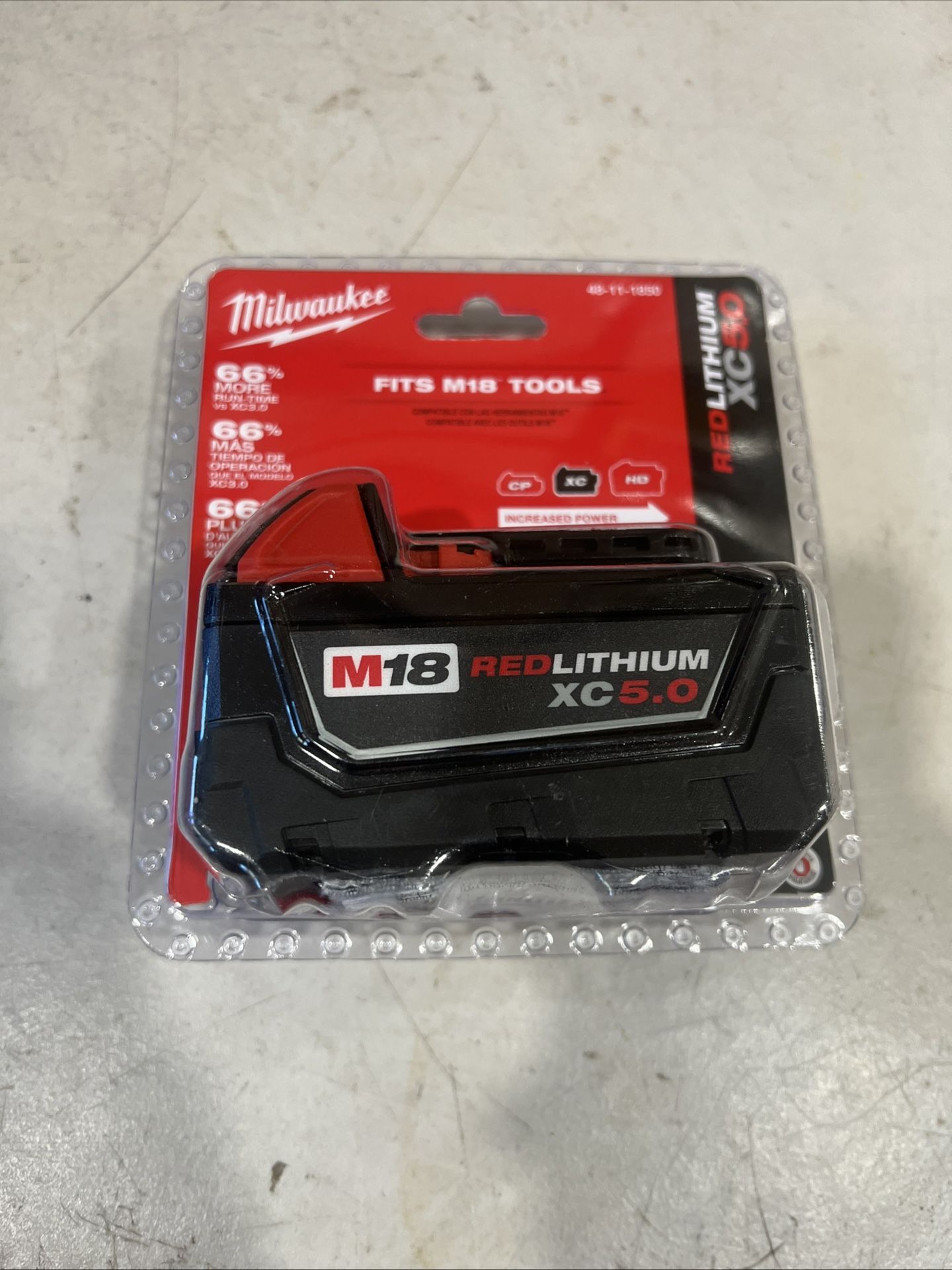 (1) NEW IN PACK Genuine Milwaukee M18 48-11-1850 5.0 AH Battery 18V XC 18 Volt