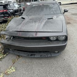 Challenger Rt Parting Out