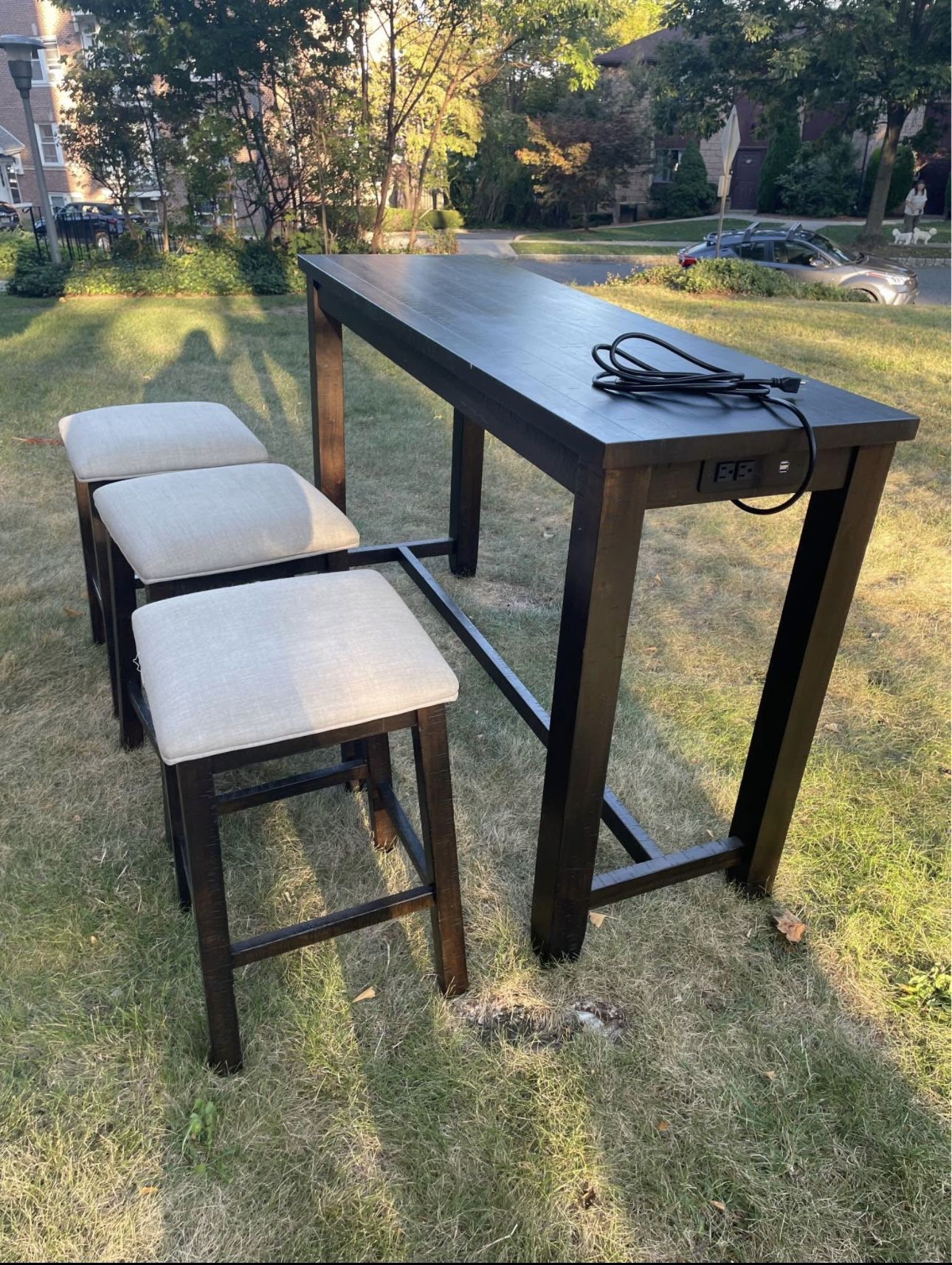 CRAY DEALS QUALITY FURNITURE FOR SALE