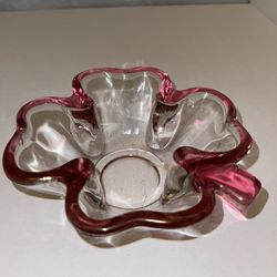 Beautiful Vintage Glass Pink 4 Leaf Cover Dish