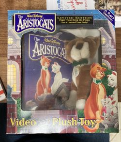 Aristocats Video and Toy Boxed Set