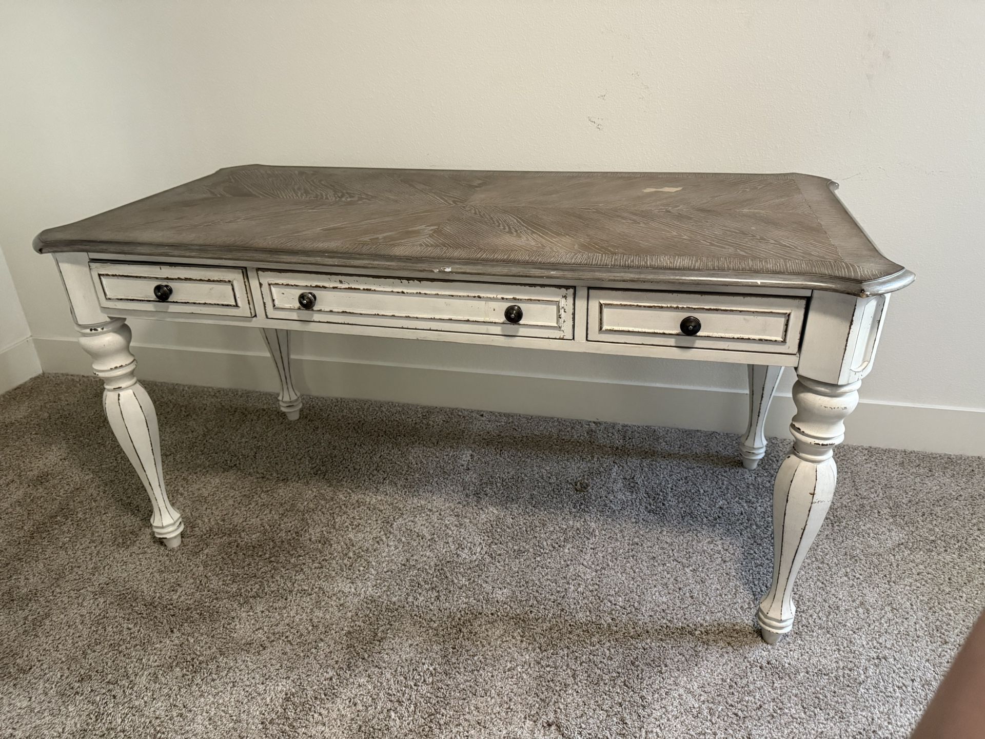 Magnolia Manor desk Set