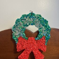 Mini melted popcorn vintage Christmas 8” x 6” wreath
