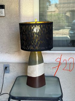 Lamp prices are shown in the photos. Lámparas Precios En Las Fotos