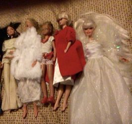 HUGE BARBIE LOT