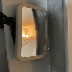 Britax Mirror