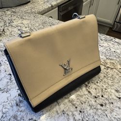 Authentic Louis Vuitton LockMe 2 Shoulder Bag Purse