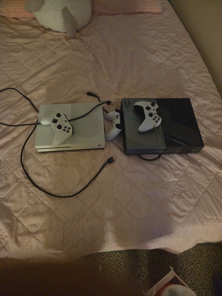 Two Xbox Ones