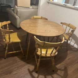 $50 Table and (4) Chairs - need gone ASAP