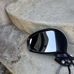 2010-2015 Toyota Prius Driver Mirror