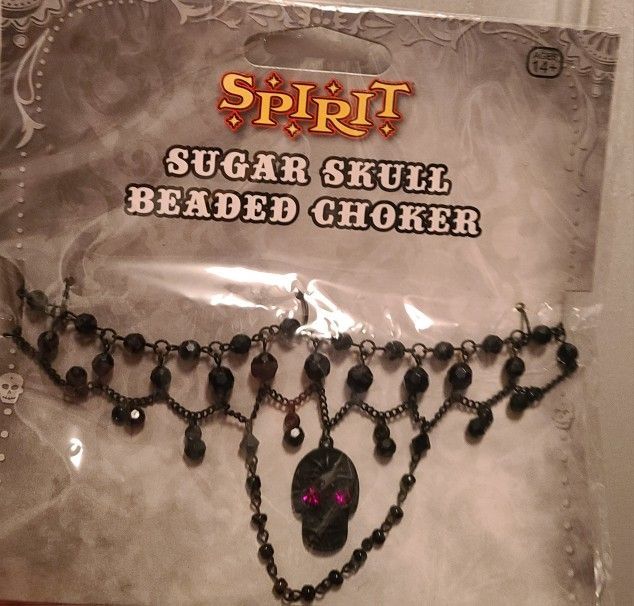 Skull Choker