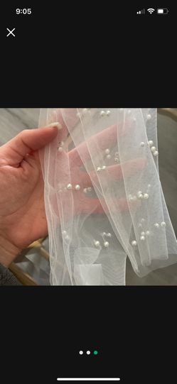 gloves with pearls