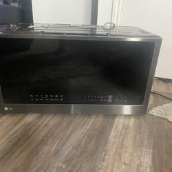 LG Microwave (for repair)