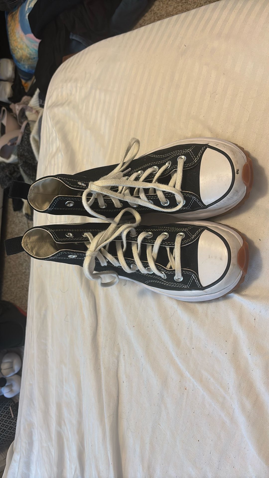 Converse, Size 8.5, Black