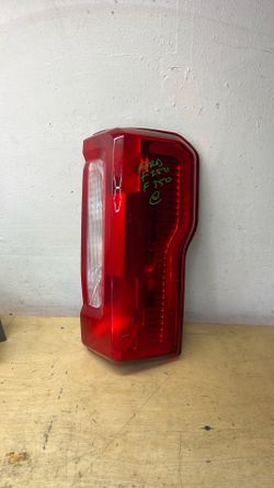 2023 2024 ford f350 passenger side taillight